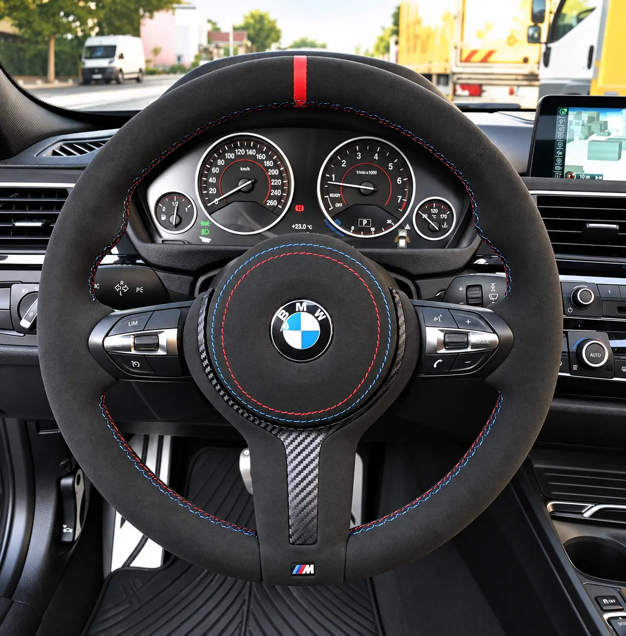 BMW F30 M Sport M renkli dikişli ve kırmızı merkez şeritli orijinal Alcantara kaplama
