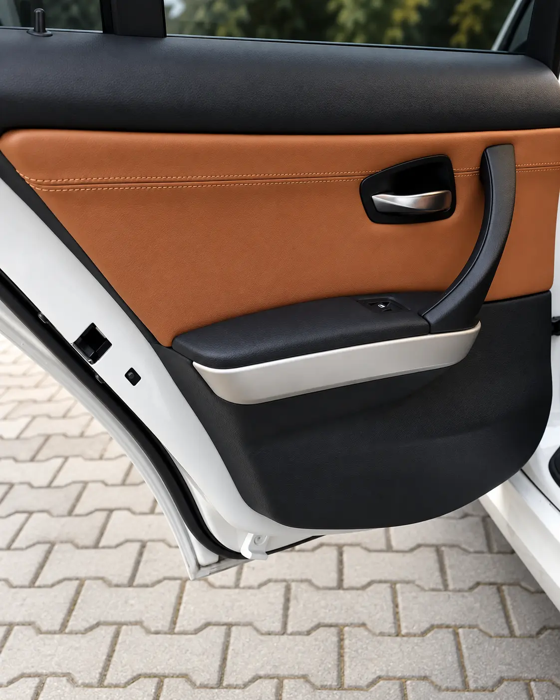 BMW E90 cognac suni deri kapı içi döşeme