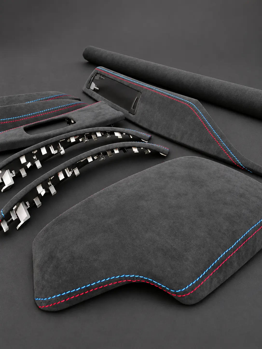 BMW F20 Alcantara konsol ve havalandırma trimleri