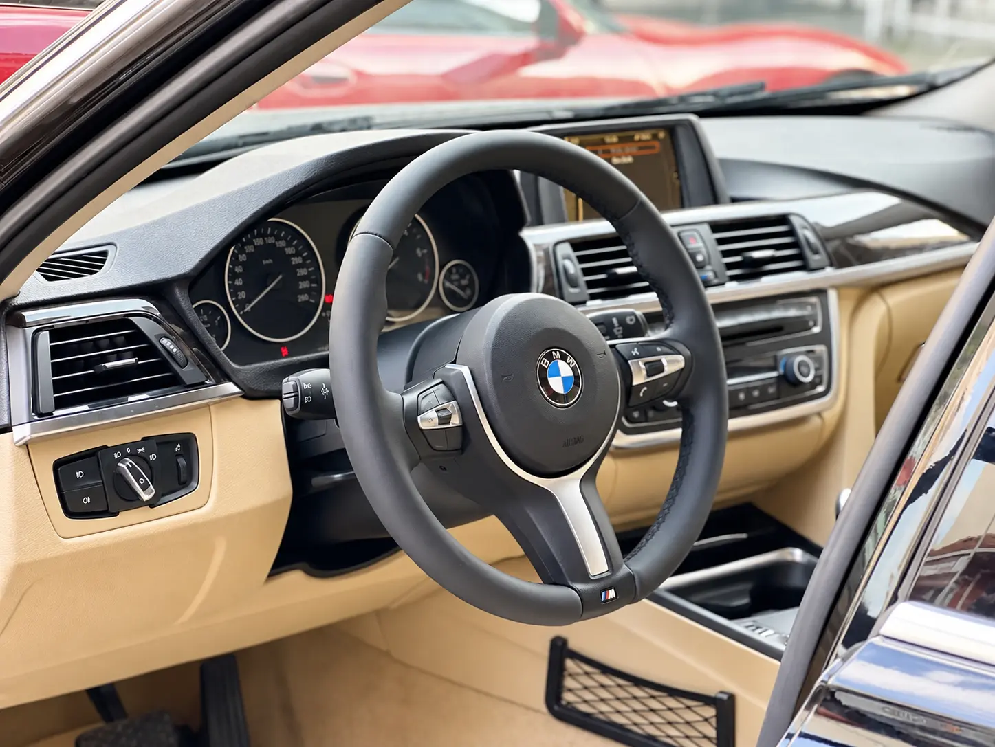BMW M siyah deri direksiyon kaplama gerçek uygulaması