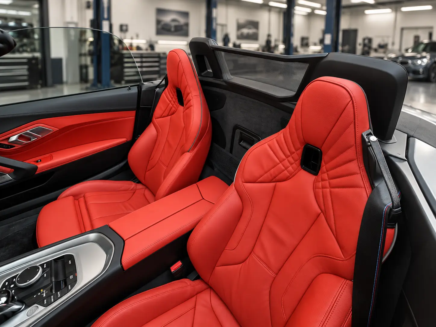 BMW Z4 G29 kırmızı hakiki deri spor koltuk döşeme
