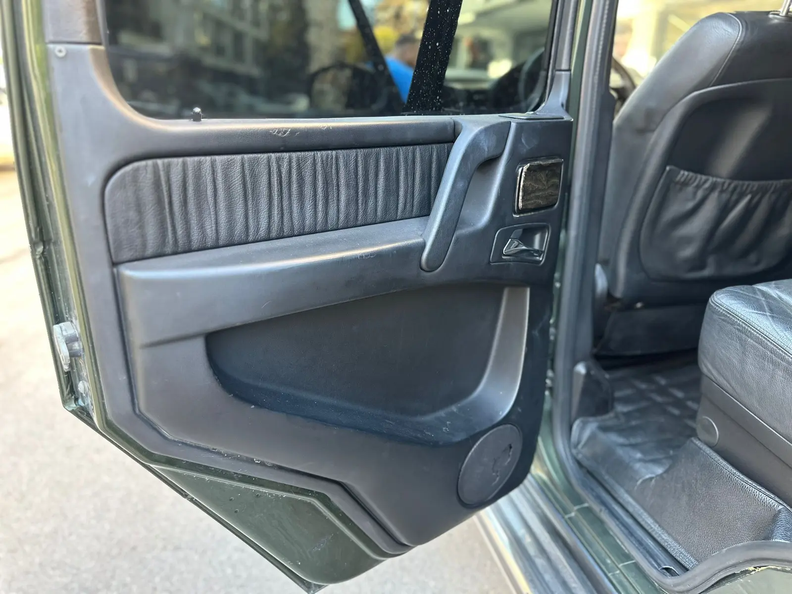 Mercedes G Serisi kapı içi dönüşüm öncesi