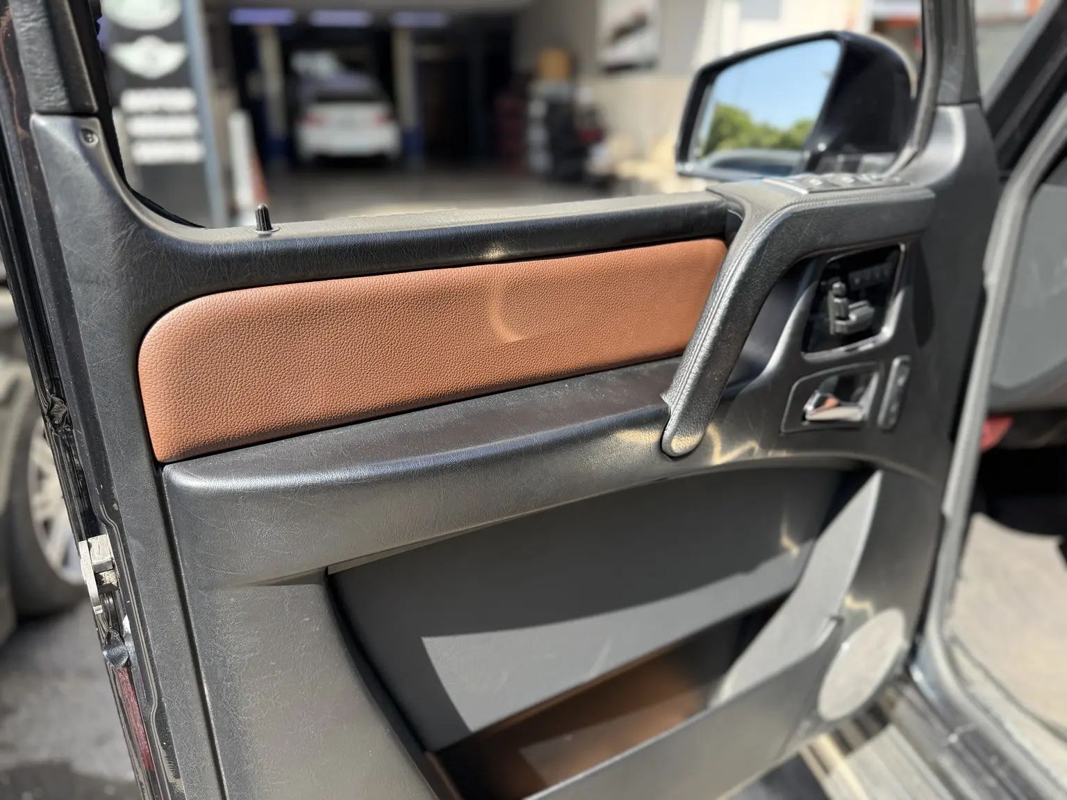 Mercedes G 350 taba hakiki deri kapı içi döşeme