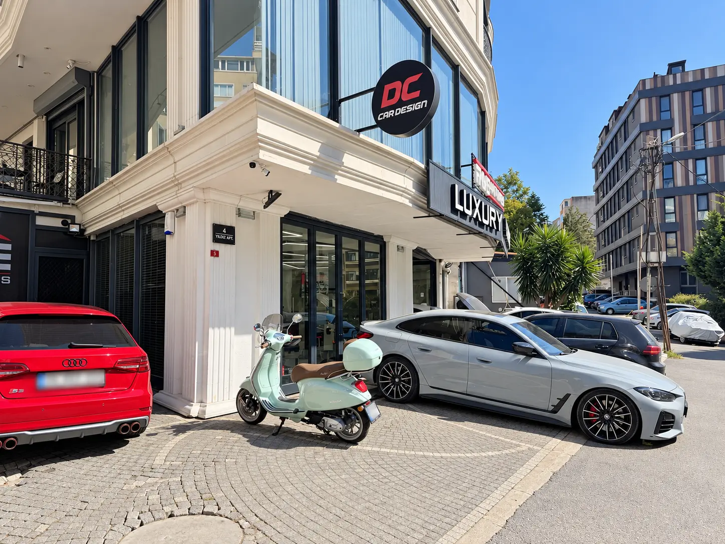 DC CAR DESIGN İçerenköy Çetinkaya Sokak 5A dış cephe ve tabela