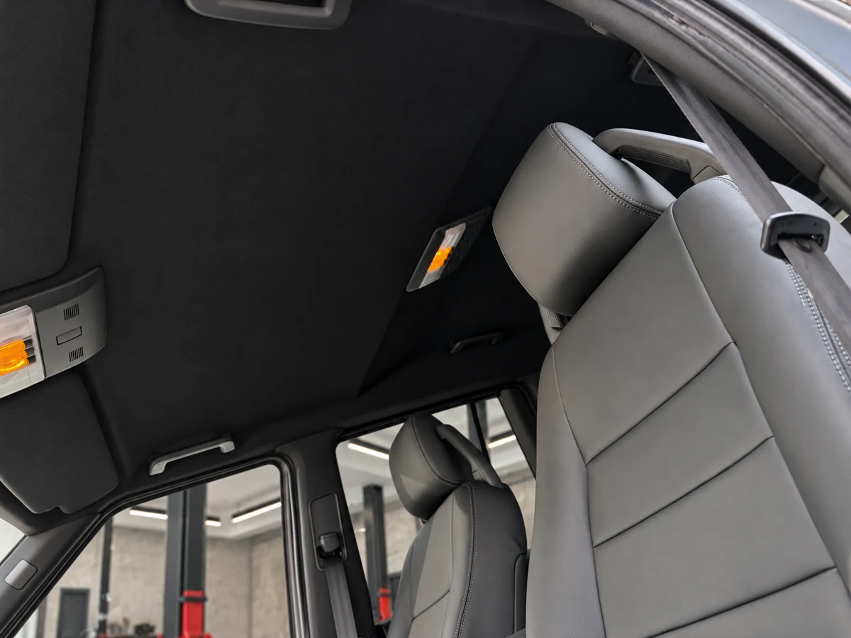 Land Rover Discovery Siyah tavan kaplama